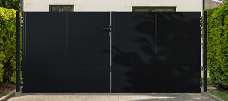 Křídlová brána ocel