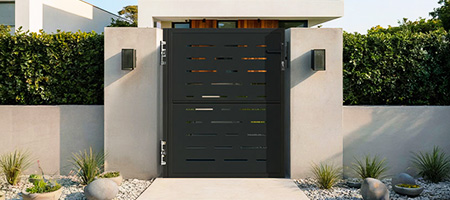 Oceľová záhradná brána